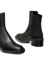 5050 Kaia Stretch-Leather Booties