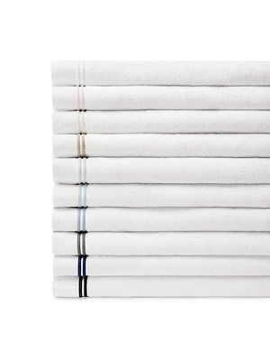 Aura Nuova Towel Collection