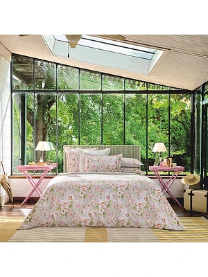 Voyageuse Duvet & Sham Collection