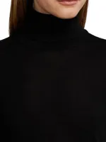 Iconic Style Cashmere Turtleneck Sweater