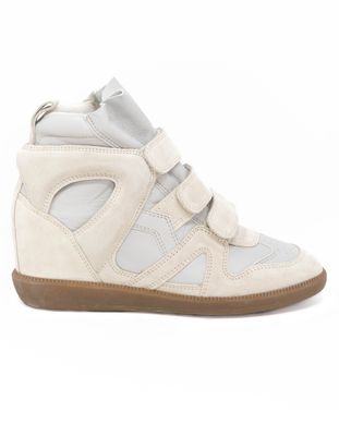 Buckee Sneakers