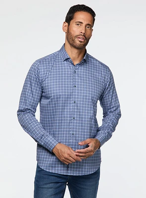 Chemise bleue à motif de médaillons