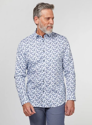 Chemise satinée à imprimé de fleurs bleues