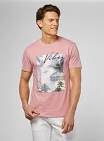 T-Shirt rose à imprimé de feuilles tropicales