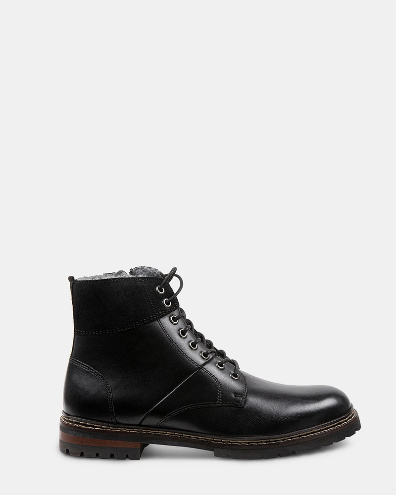 STRATUSF BLACK LEATHER