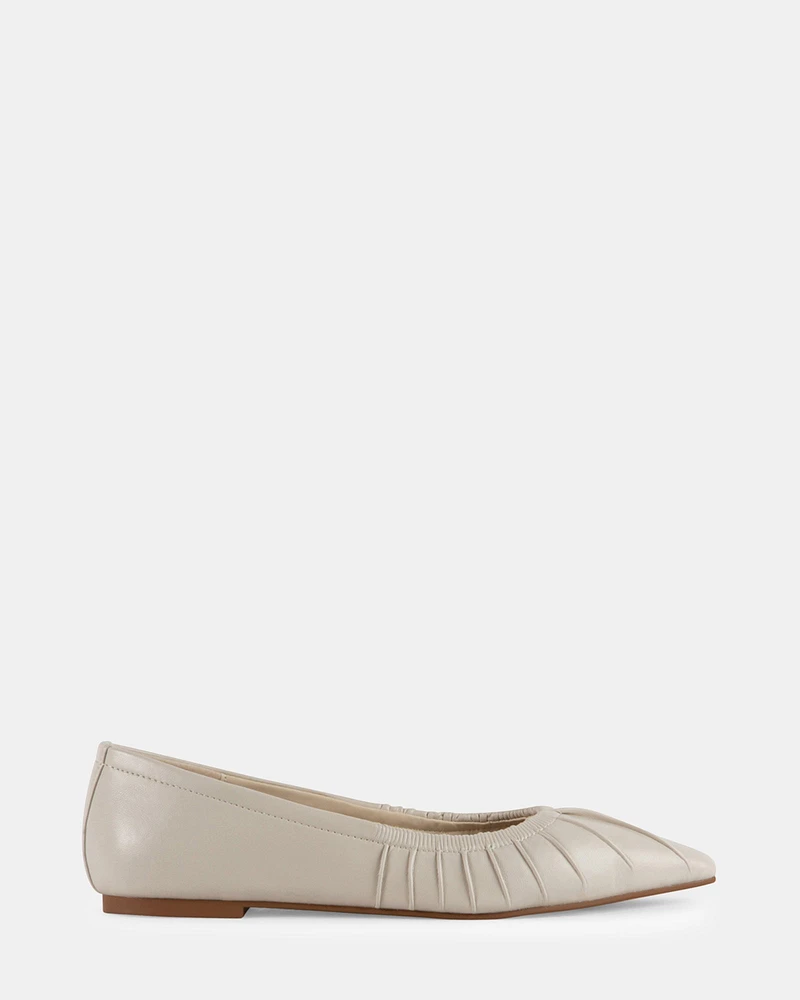 DARINGLY WHITE