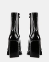 CLEVER BLACK