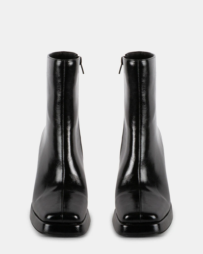 CLEVER BLACK