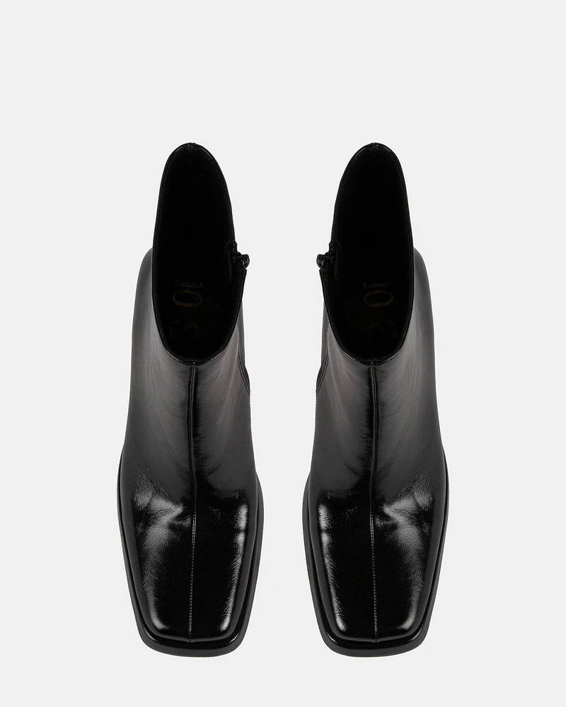 CLEVER BLACK