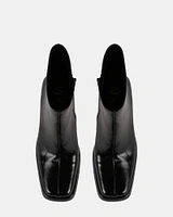 CLEVER BLACK