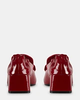 ESTEE RED PATENT