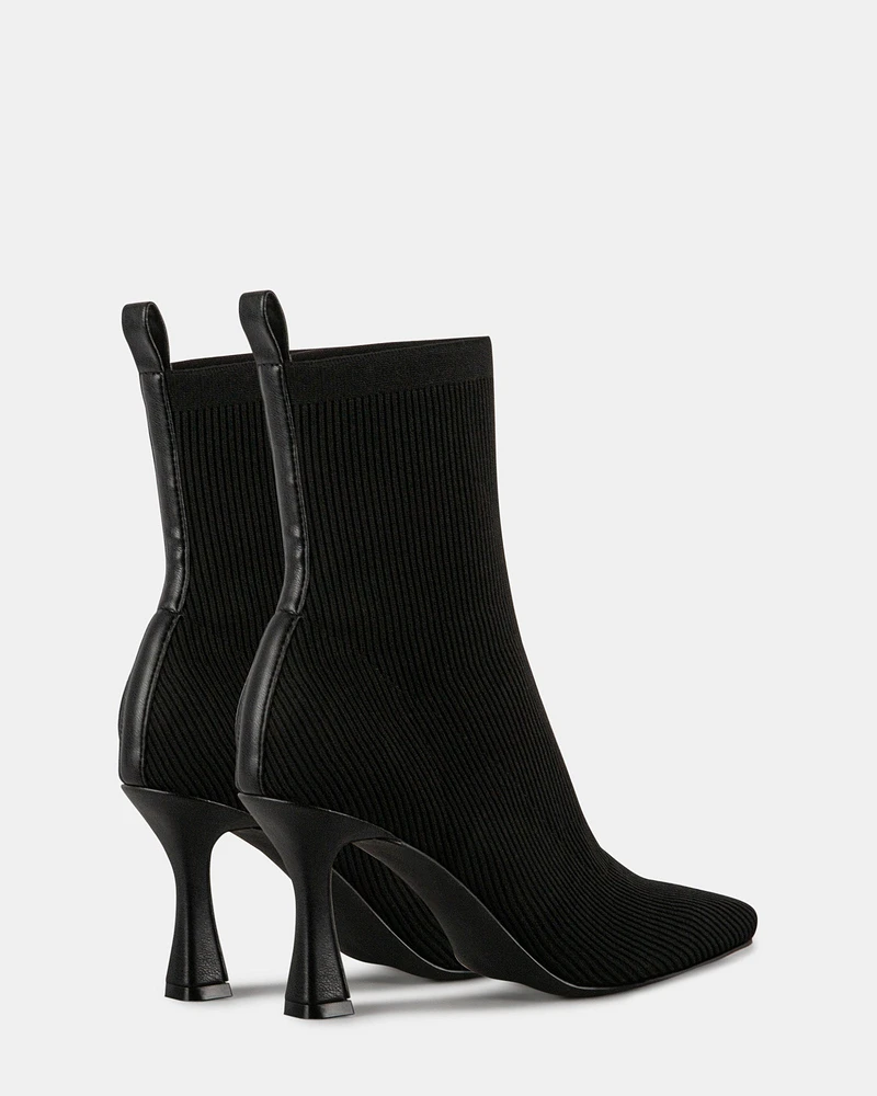 FREIDA BLACK KNIT