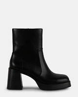 JINNI BLACK