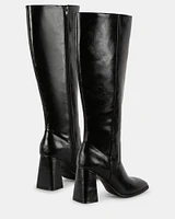 ROYALTY BLACK