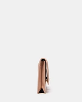 BMODEL TAN