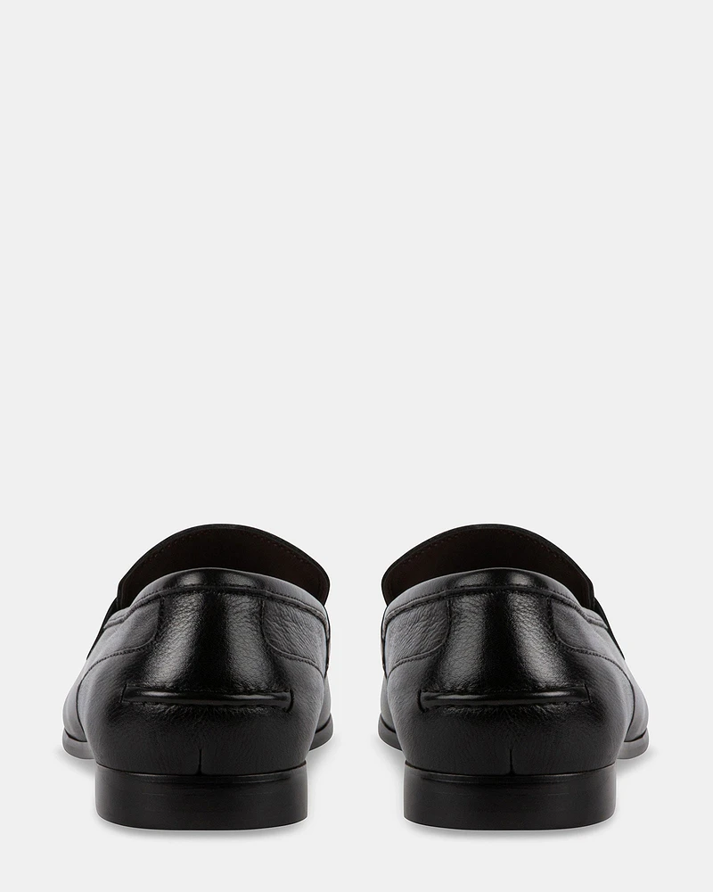 BANDERAS BLACK LEATHER