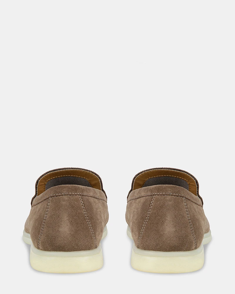 CALIBERR TAUPE SUEDE