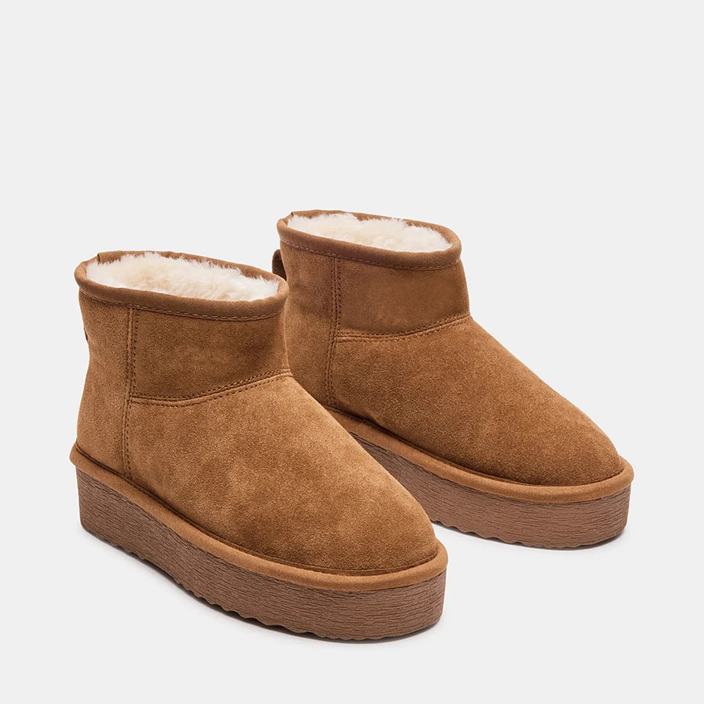 COMFY TAN SUEDE