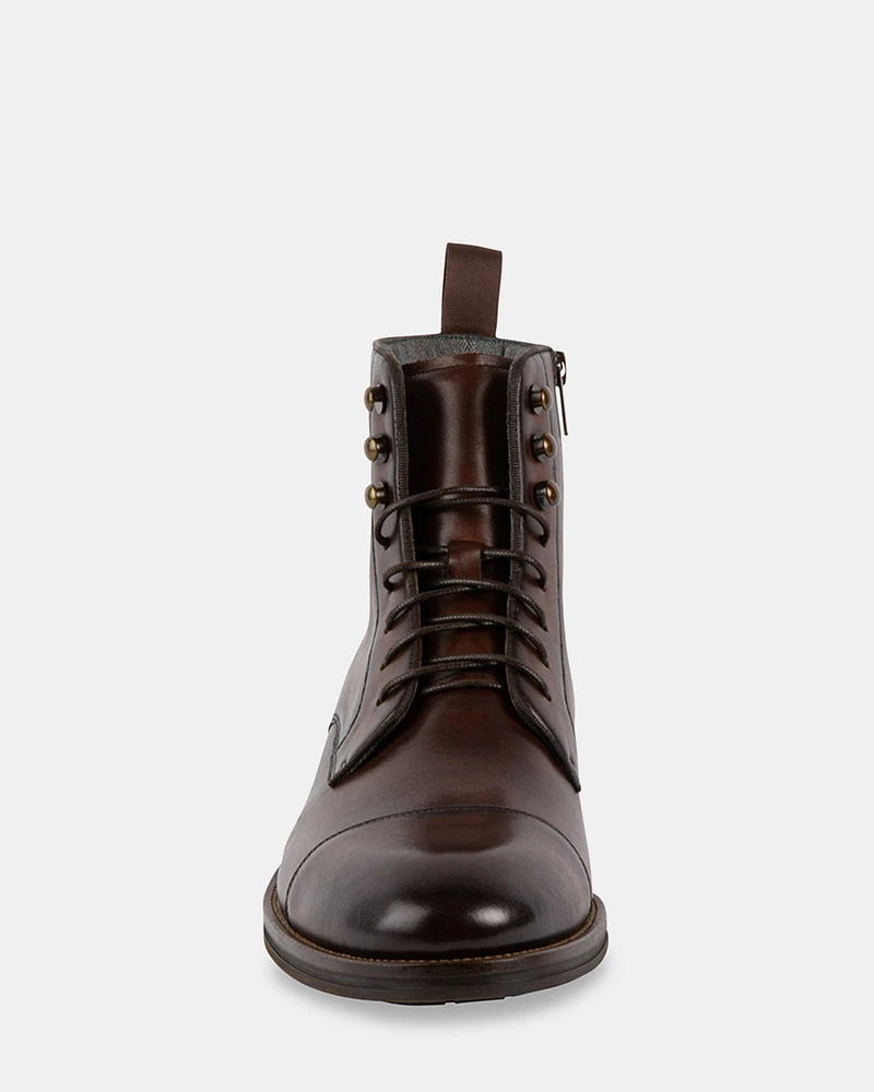 DAYLON BROWN LEATHER