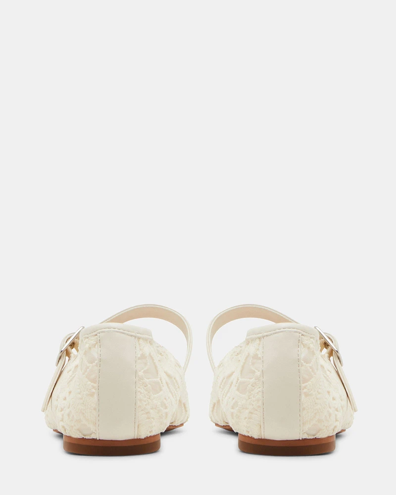 DREAMING WHITE
