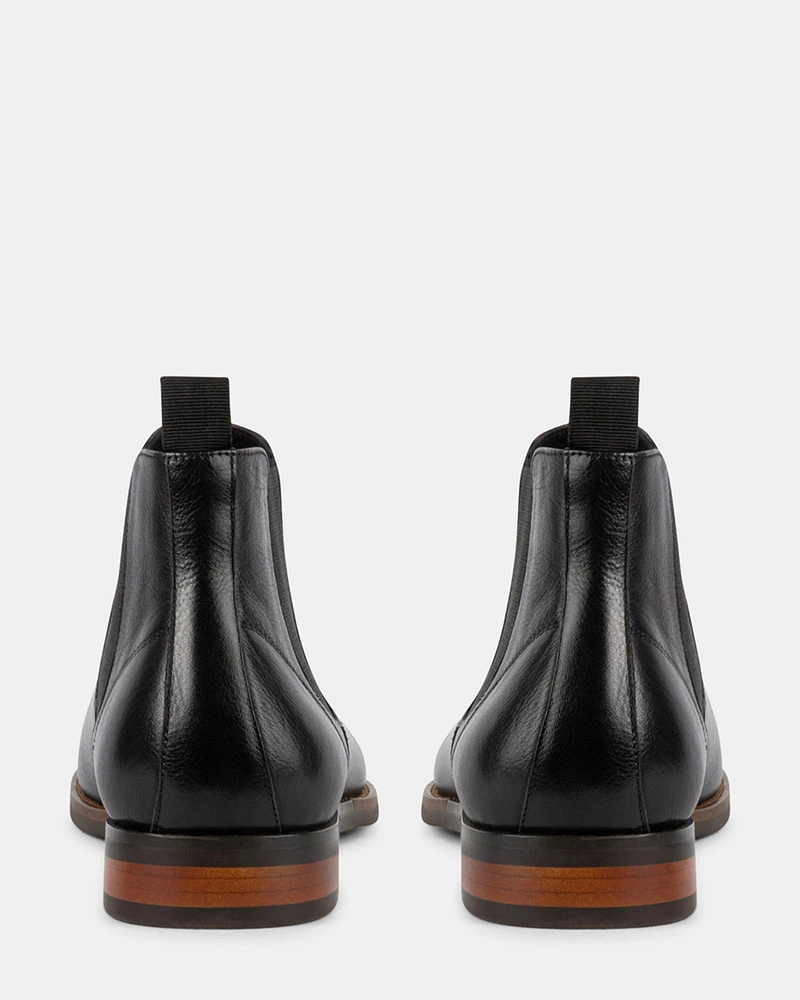MERIDIAN BLACK LEATHER