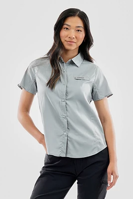 Canada Weather Gear Solid Short Sleeve Button Up Shirt