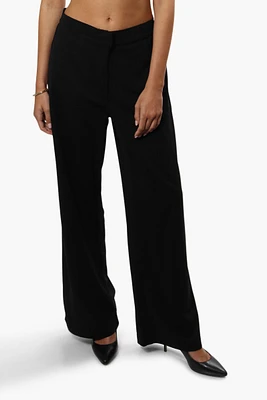 Limite Solid Wide Leg Pants