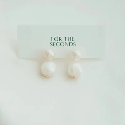 Everlasting Pearl Earrings