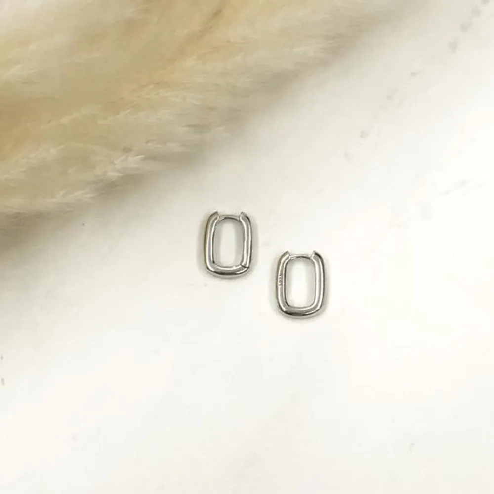 Jynn sterling silver hoops