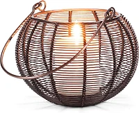 Wire candle holder