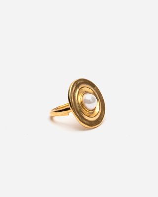 Gold Pearl Disc Ring