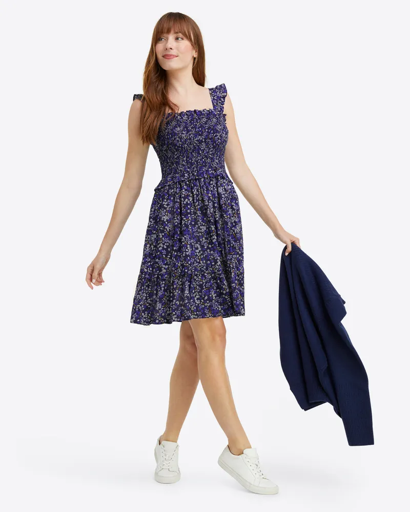 Deana Smocked Dress in Dark Wash – Draper James