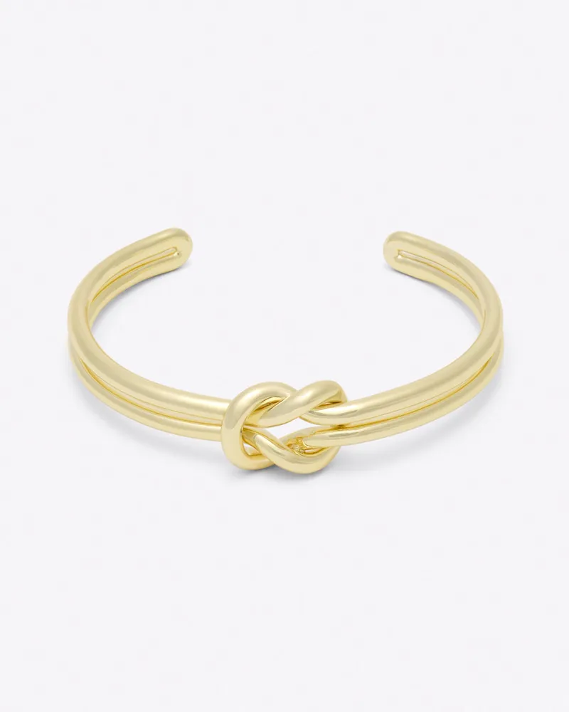 Knot Bracelet in Gold