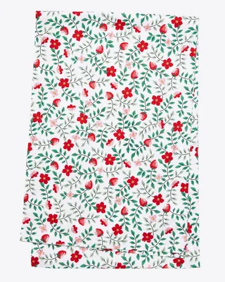 Table Runner in Strawberry Field
