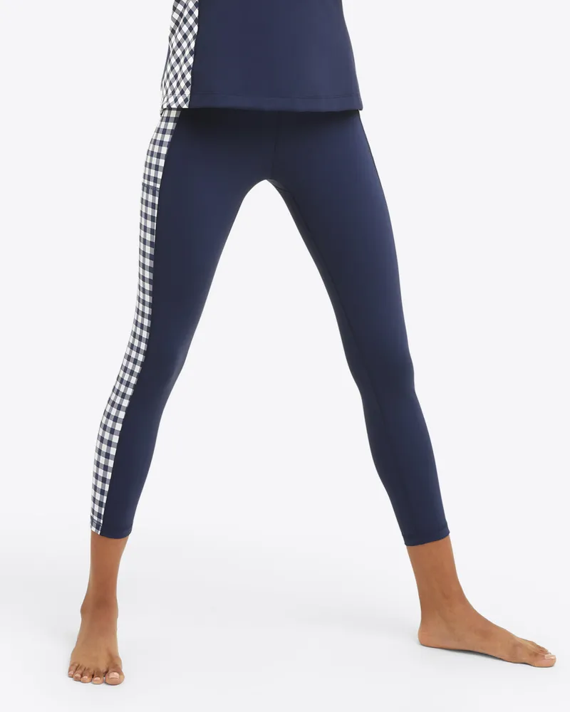 Fabletics On-the-Go High-Waisted Mesh Legging Womens Deep Navy plus Size 4X