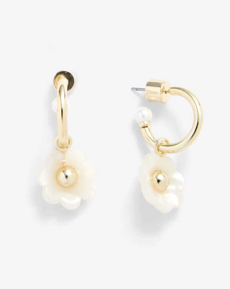 Hoop Earrings with Flower Drop in Magnolia White