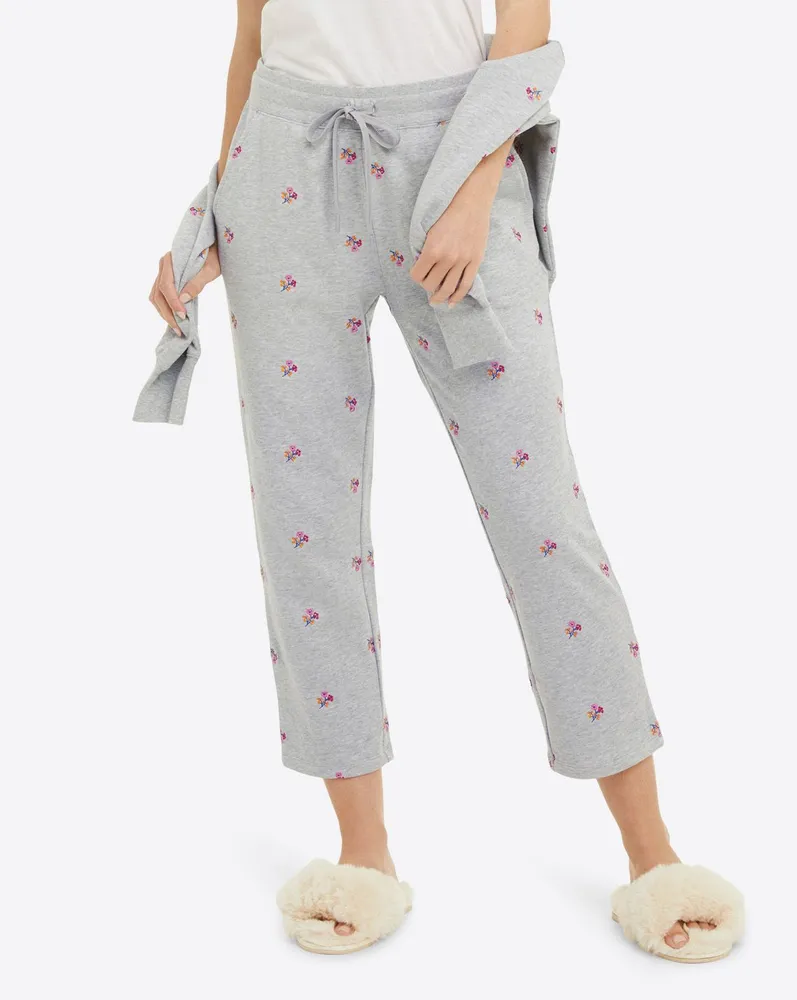 Bobbie Sweatpants in Pink Embroidered Viola – Draper James