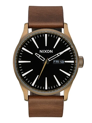 NIXON SENTRY LEATHER WATCH