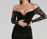 Larsa Formal Velvet And Lace Mermaid Dress