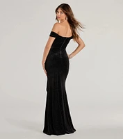 Alayna Velvet Off-The-Shoulder Mermaid Dress