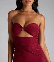 Spiral Into Style Cutout Bodycon Midi Dress