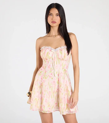 Flirty And Adorable Strapless Lace Bow Floral Skater Dress