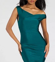 Iconic Silhouette Off-Shoulder High Slit Midi Dress