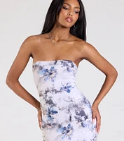 Exceptional Guest Strapless Lace-Up Floral Maxi Dress