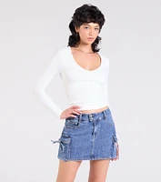Start With The Basic V-Neck Crop Top