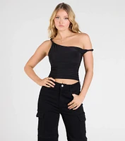 Iconic Chic One-Shoulder Crop Top