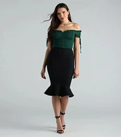 Hooked Ruched Crop Top