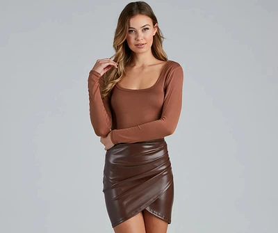 Basic Must-Have Long Sleeve Top
