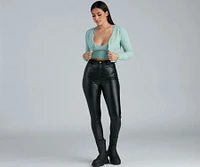 Chic Trendsetter Crop Top