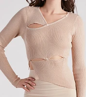 She's A Trendsetter Destructed Detail Crop Top